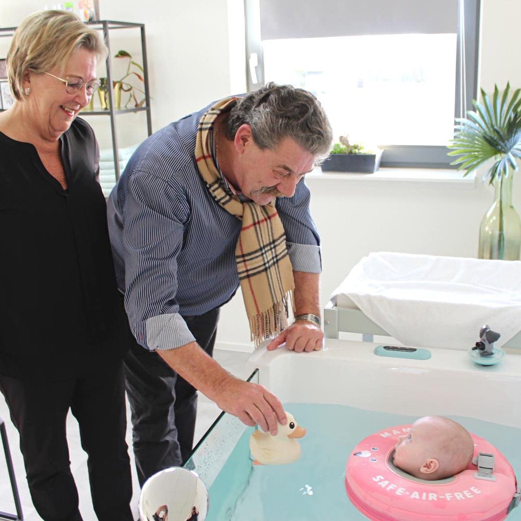 Mambobaby Neck Float Pink